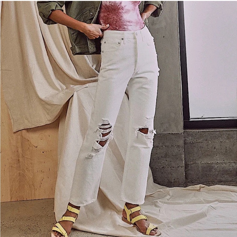 AGOLDE mid rise white distressed jeans size 27
